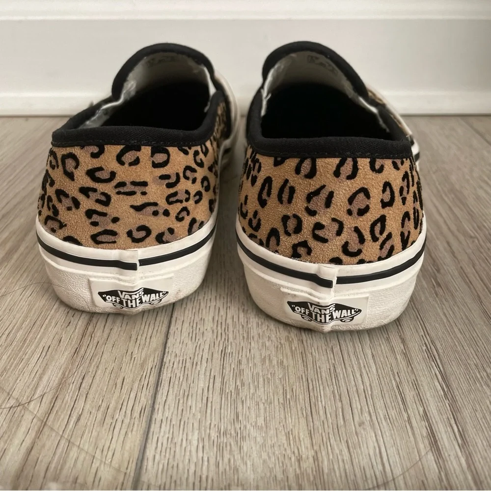 Vans - Picture 4 of 5